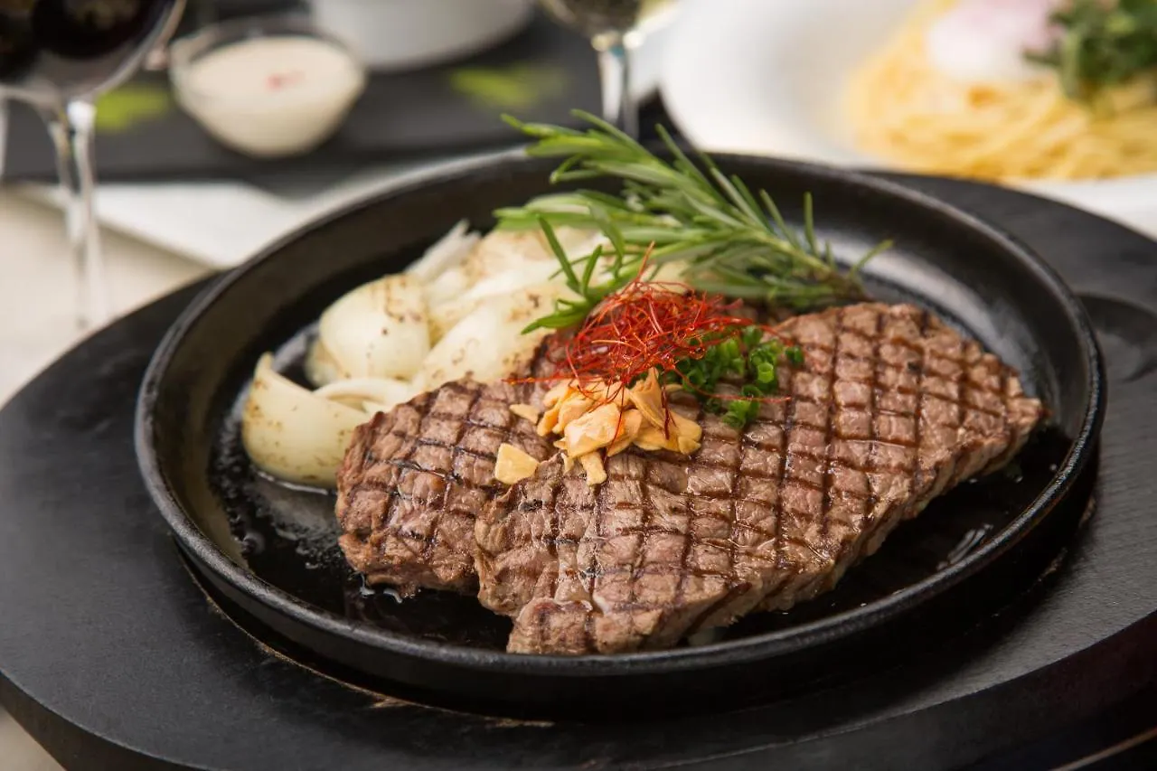 후쿠오카 토에이 호텔 3*,